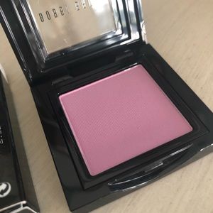 BOBBI BROWN BLUSH (Nude Pink) + gift